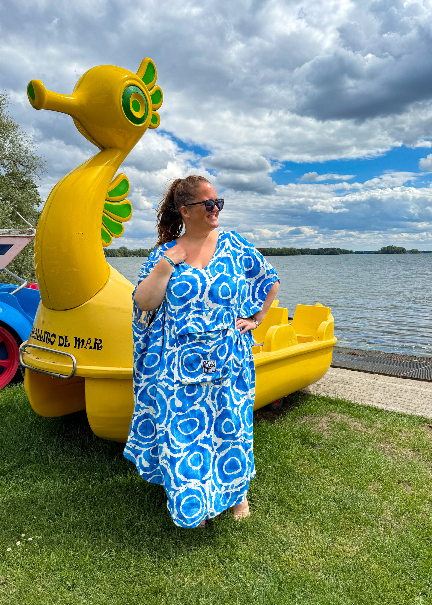 Strand Poncho JUA aus Viskose in Batik