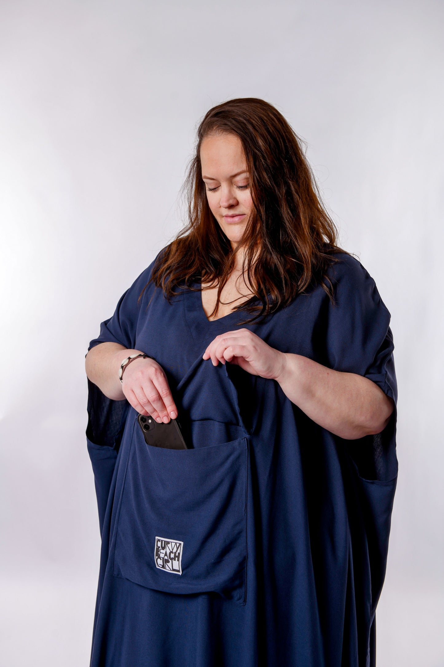 Strand Poncho JUA aus Viskose in dunkelblau