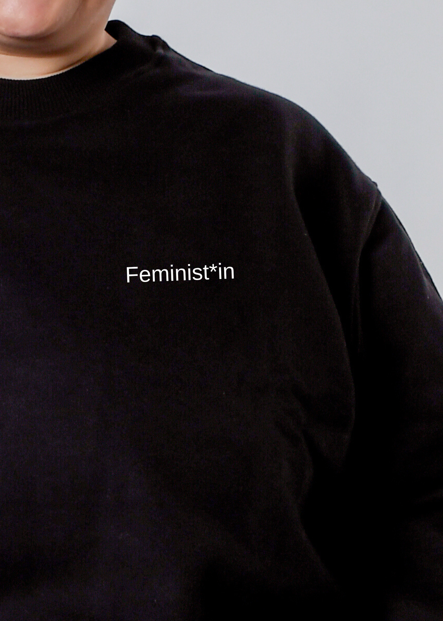 Sweatshirt SWETA "Feminist*in" aus GOTS-Baumwolle