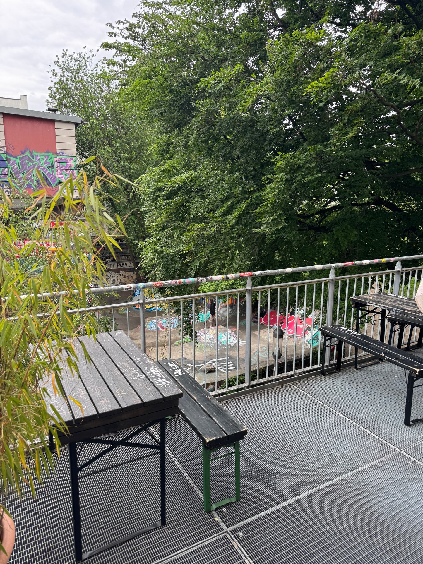 Biertisch auf dem BALKON